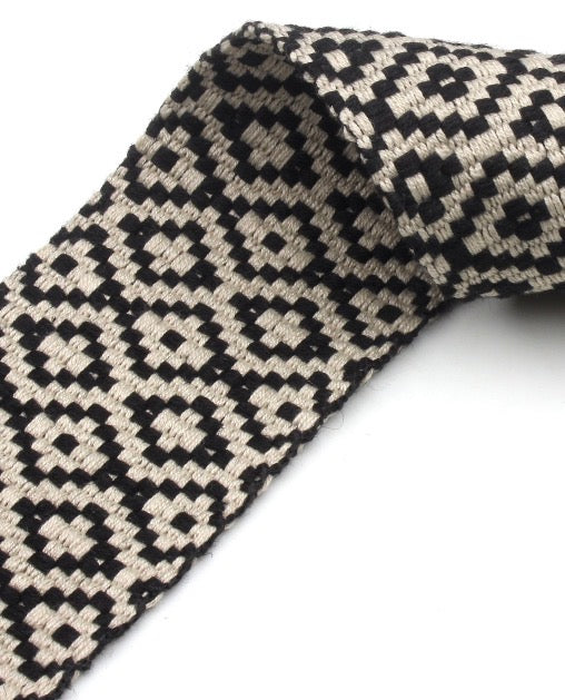 Wild Threads: Guitar Straps